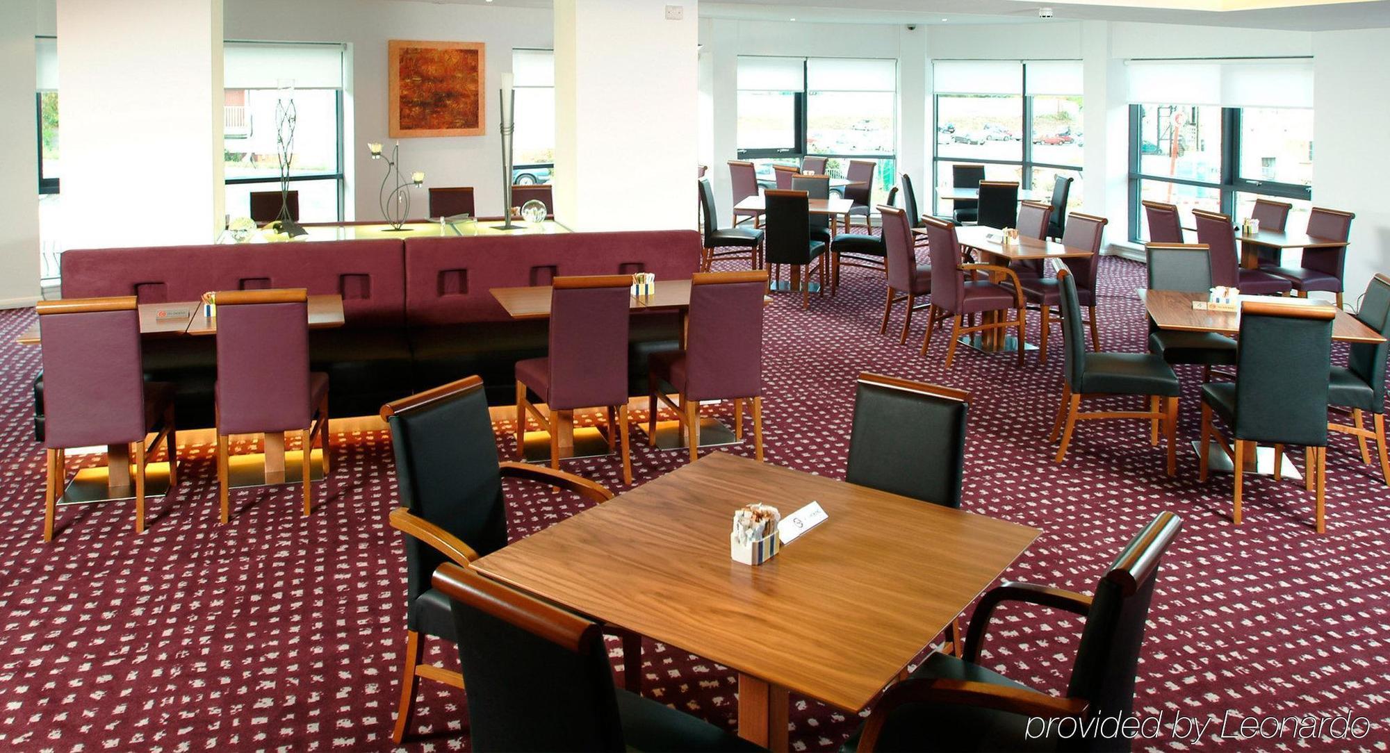 Holiday Inn Express Hemel Hempstead, An Ihg Hotel Restaurante foto